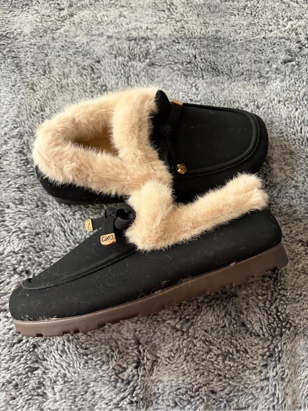 Black Faux-Fur Lined Women's Slip-On Moccasin